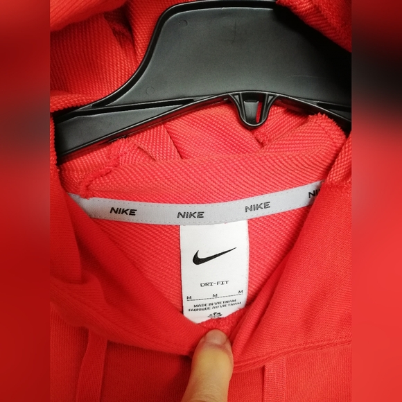 NIKE AIR TECH PERFORMANCE MEN'S SIZE MEDIUM ALMOST NEW WORE 4 TIMES ONLY - Picture 6 of 12